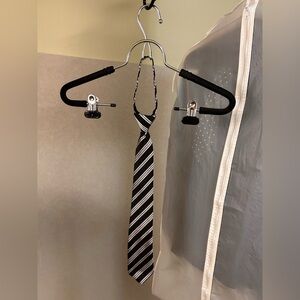 Uno Lorenzo Black and White Striped Zipper Necktie